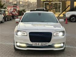 کرایسلەر 300